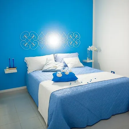 Blue Daire *